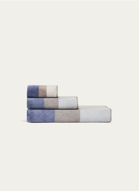 SERVIETTE DE BAIN EN VELOURS À CARREAUX