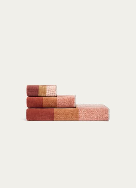 SERVIETTE DE BAIN EN VELOURS À CARREAUX