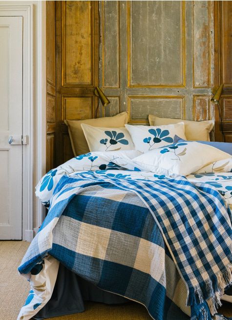 PLAID EN GAZE DE COTON À CARREAUX RÉVERSIBLE