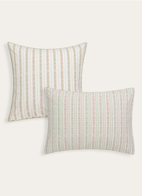 LOT DE 2 TAIES D’OREILLER JACQUARD FEUILLAGE