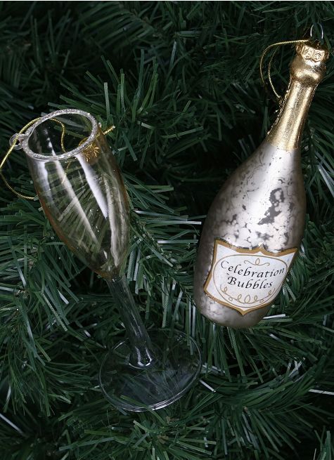 BOÎTE AVEC COUPE ET BOUTEILLE DE VIN PÉTILLANT