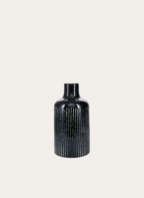 VASE ÉMAILLÉ AVEC LIGNES